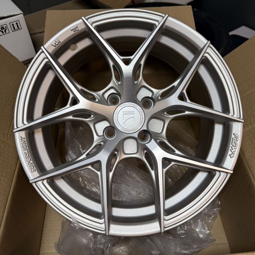 Литые диски Alloy Wheels Anomaly 7×R16 4×100