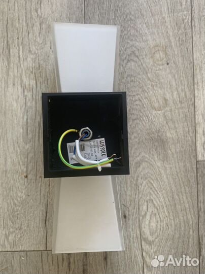 Светильник настенный на 2 лампы