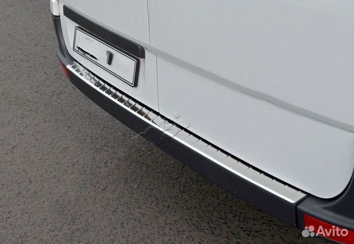 Накладка на задний бампер для микроавтобусов VW, M