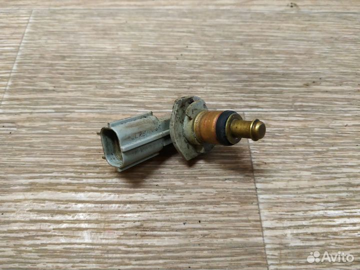 Датчик температуры охл жидкости Ford Land Rover