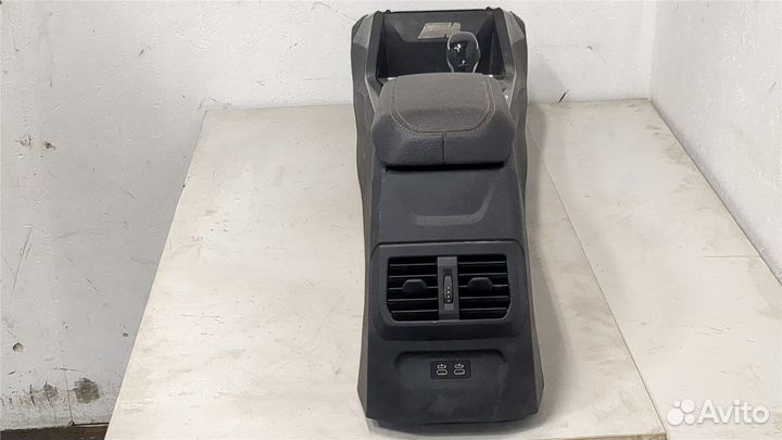 Консоль салона BMW 2 F44, 2020