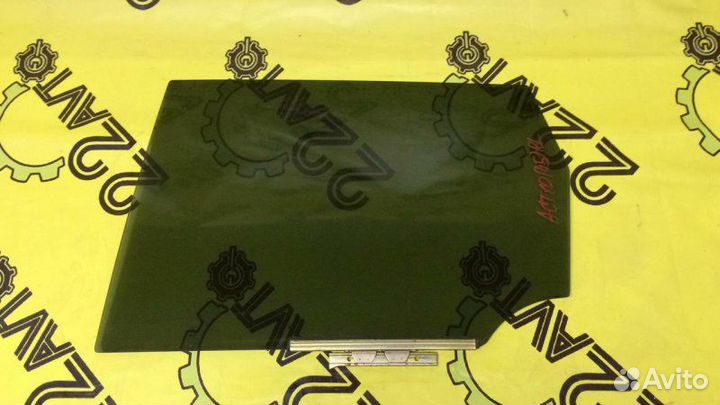 Стекло заднее левое Toyota Opa ACT10 1azfse