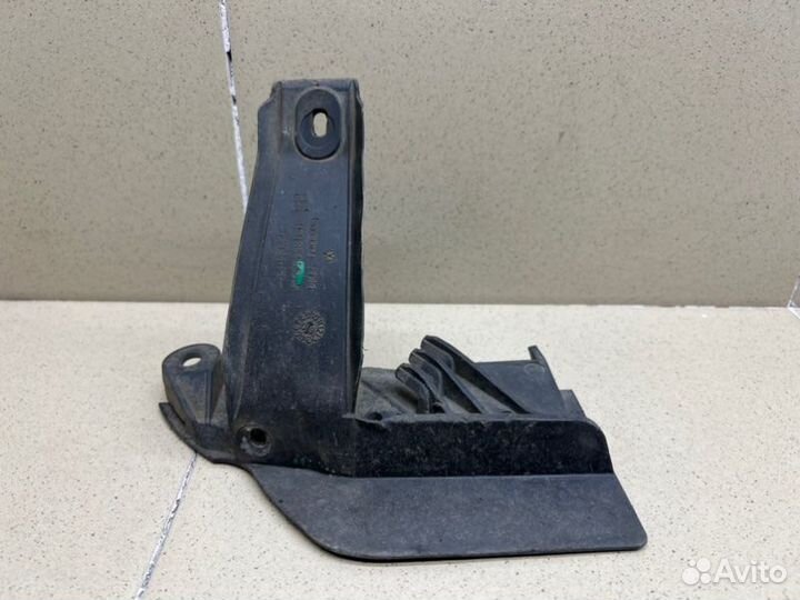 Брызговик задний правый Volkswagen Jetta 2006-2011