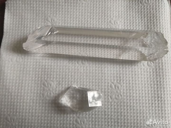 Минерал «кварц» электронный кристалл