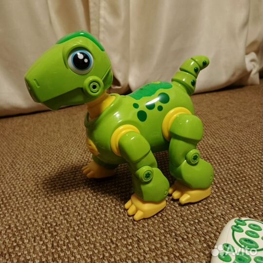 Игрушка дракончик с пультом