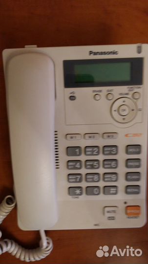 Телефон panasonik