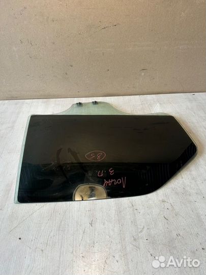 Стекло заднее правое Renault Logan K7M710