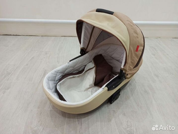 Прогулочная коляска Deamex