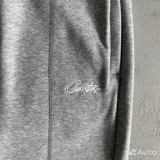 Спортивные штаны corteiz прямые