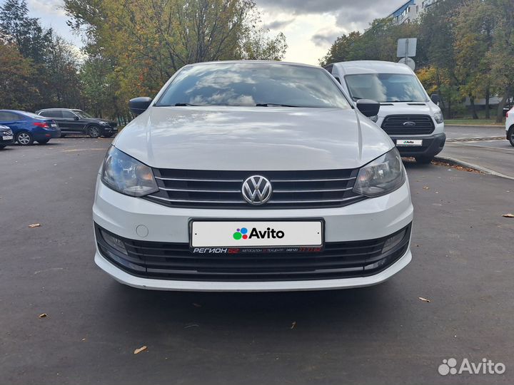 Volkswagen Polo 1.6 AT, 2020, битый, 150 000 км