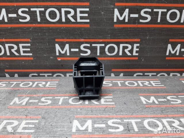 Крепление радиатора правое Bmw 3-Series E46