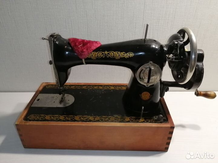 Швейная машина Подольск ручная