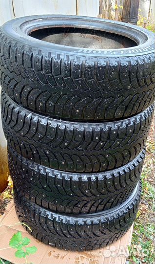 Bridgestone Blizzak Spike-01 205/55 R16 91T