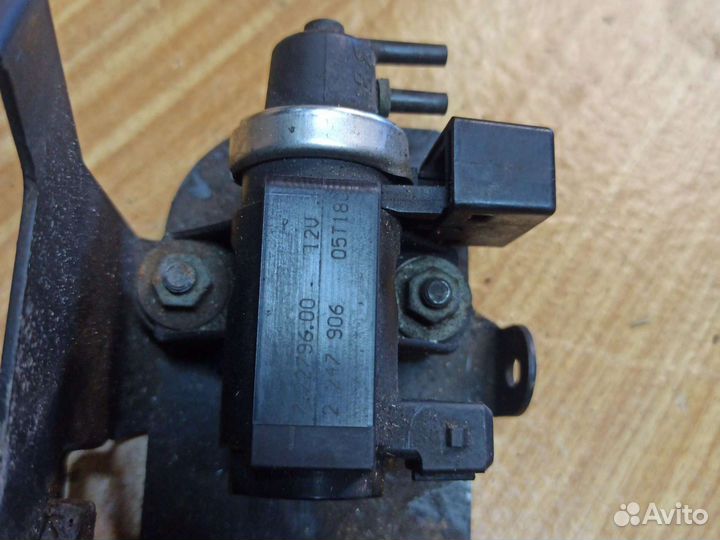 Клапан Land Rover Range Rover Vogue L322