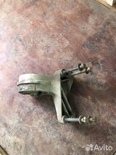 Кранштеин АКПП opel antara