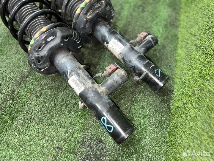 Передний амортизаторы DCC Volkswagen Passat CC