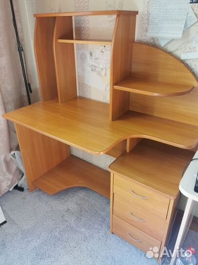 Компьютерный стол бу
