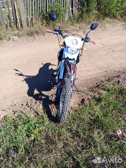 Продам питбайк xmotos 140