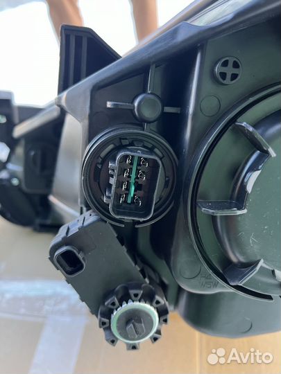 Фара Киа Рио 2017-2020