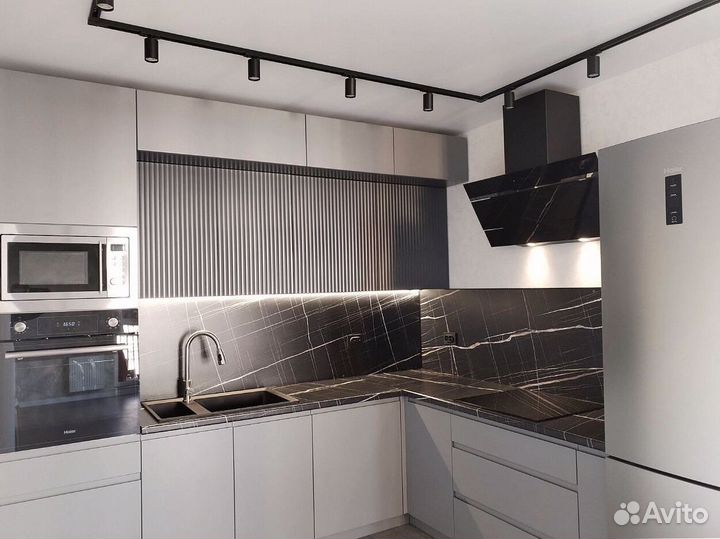 Кухня на заказ угловая