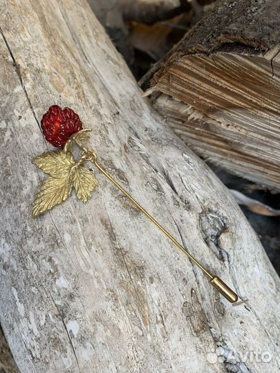 Брошь игла малина из муранского стекла