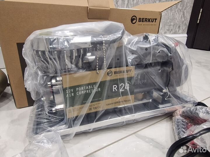 Автомобильный компрессор Berkut r24