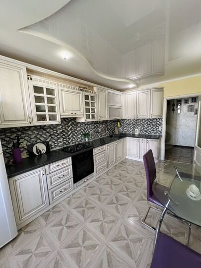 3-к. квартира, 111 м², 10/10 эт.