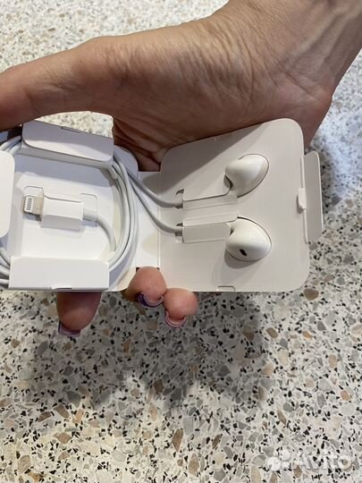 Наушники earpods