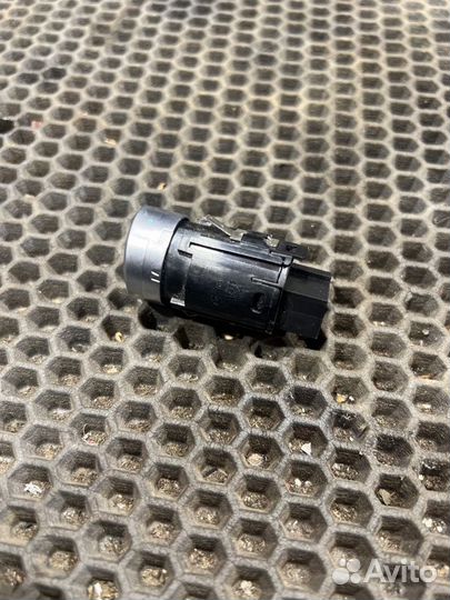 Кнопка старт стоп Audi A4 B9 DES 2.0 TDI 2017