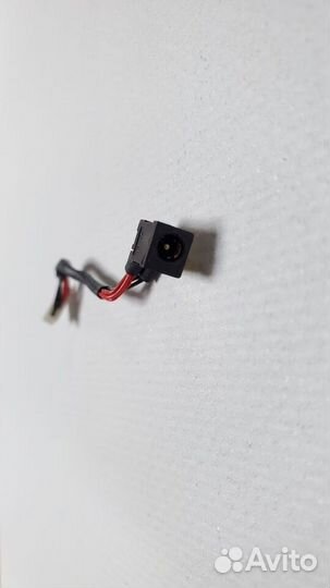 Гнездо питания на шлейфе ноутбука Samsung NP530U3C