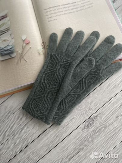 Перчатки женские вязаные