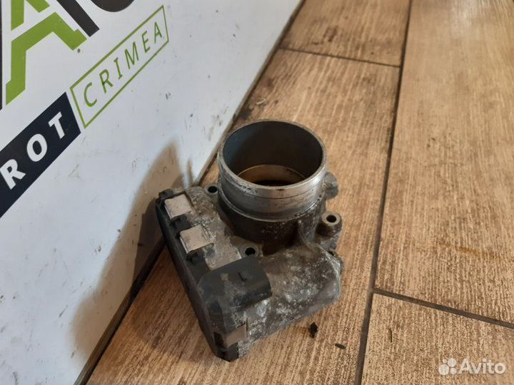 Дроссельная заслонка Skoda Octavia Rs A4 (1U2)