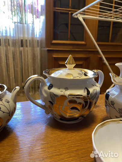 Чайный и кофейный сервиз 42 предмета