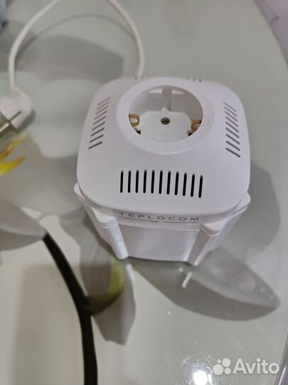 Стабилизатор напряжения