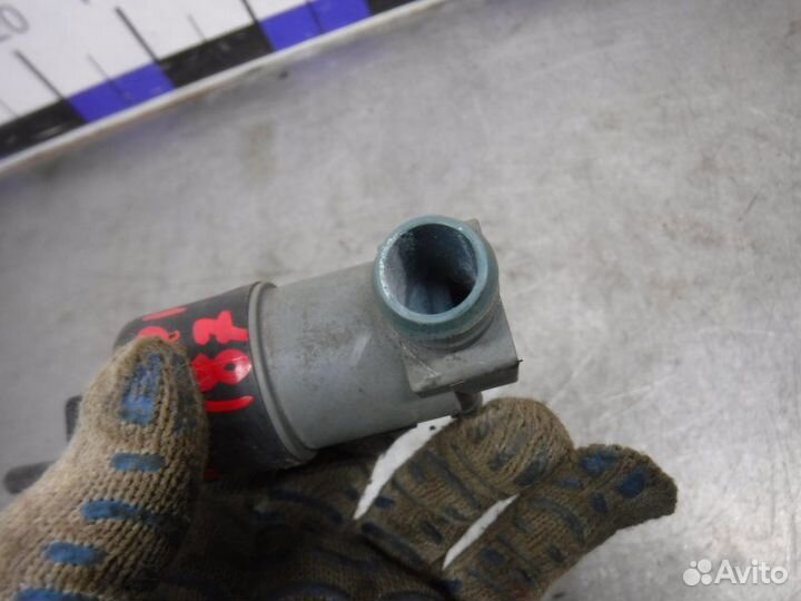 Насос омывателя ветрового стекла Nissan Almera G15