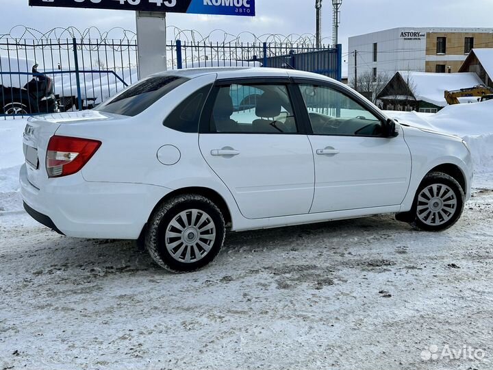 LADA Granta 1.6 МТ, 2022, 26 357 км