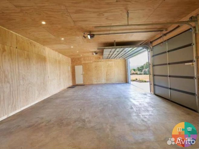 Секционные ворота