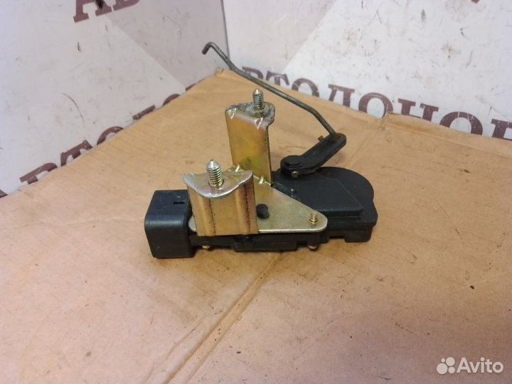 Замок багажника Opel Frontera B 2.2D