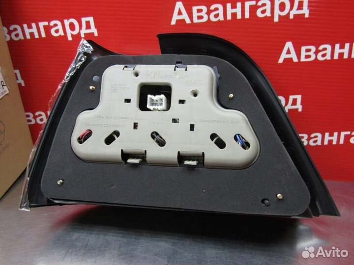 Фонарь правый Daewoo Nexia N100 1994-2008