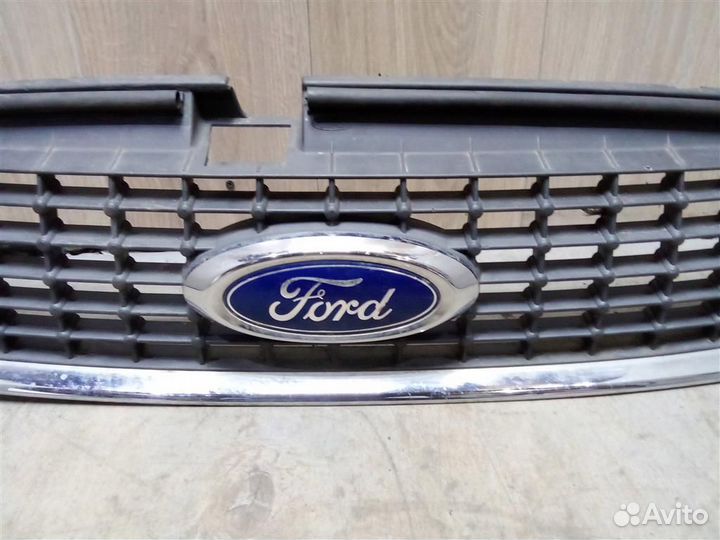 Решетка радиатора от Ford Mondeo IV 2007-2015