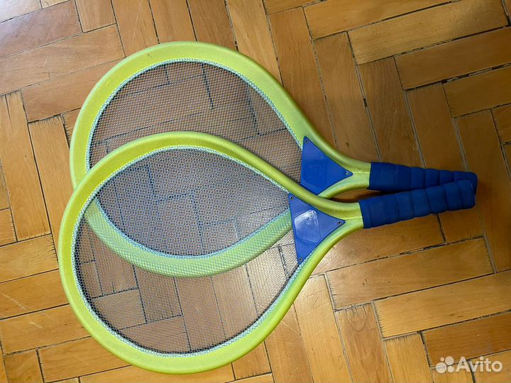 Ракетка для бадминтона