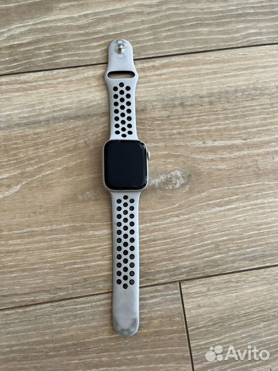 Apple watch 4