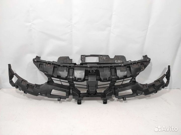 Каркас решетки радиатора Renault Fluence 1