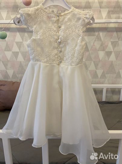 Платье на девочку 2-4