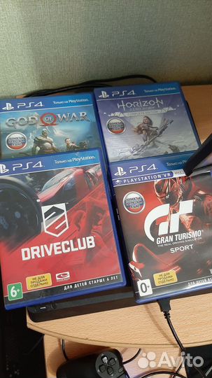 Sony PS4 slim 1tb