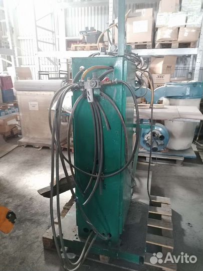 Станок (машина) для контактной сварки