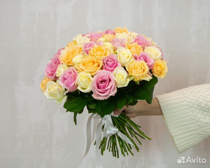 Букет из 51 розы 50-60 см (Россия)