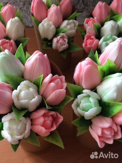 Букет тюльпанов из мыла на 1 сентября в наличии