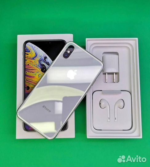 iPhone Xs, 64 ГБ