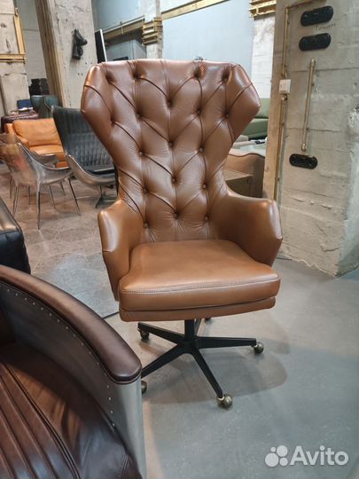 Офисное кресло новое